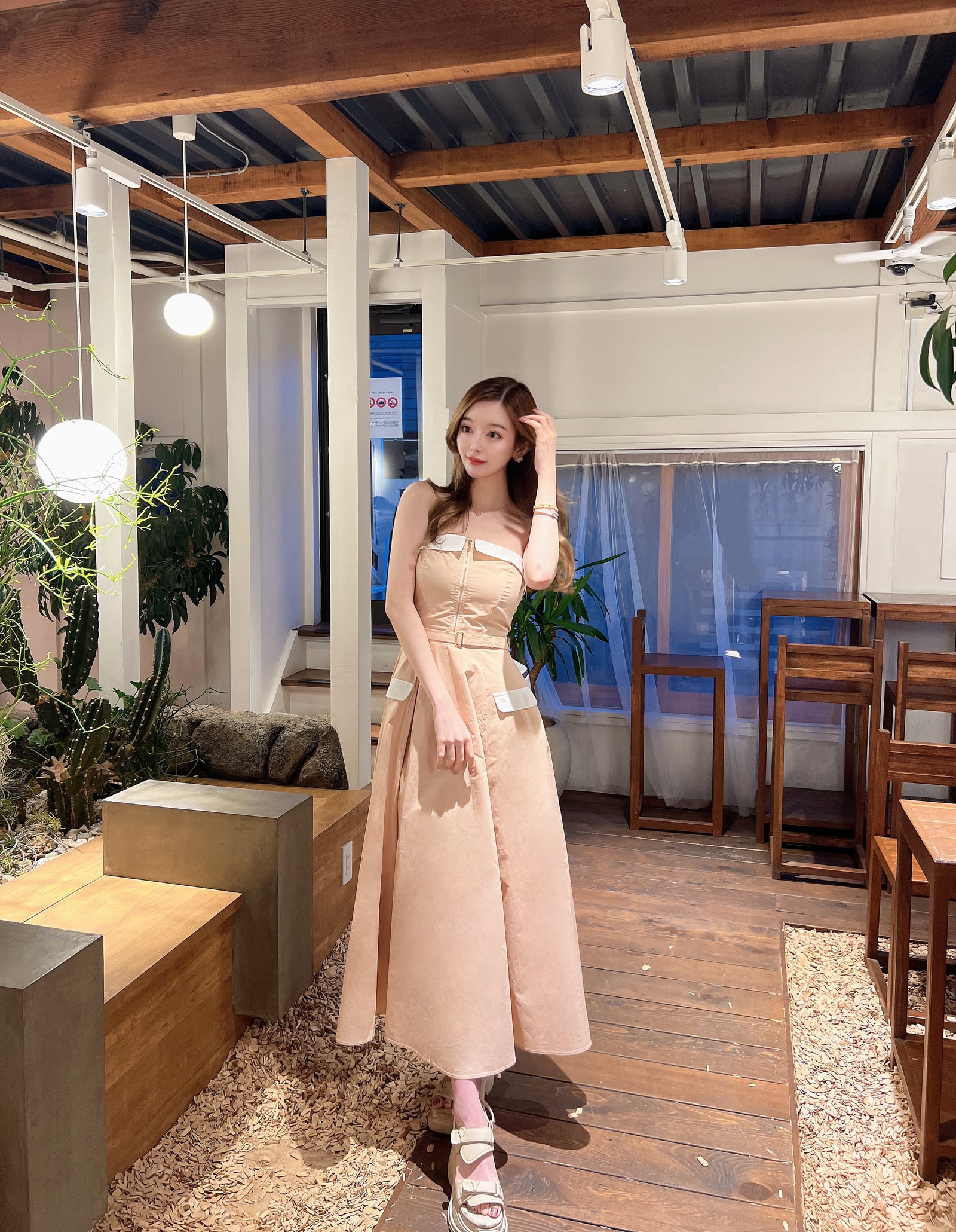 ワンピース eve46 LEATHERPIPINGSHEEPONEPIECE Zip up one piece – eve46